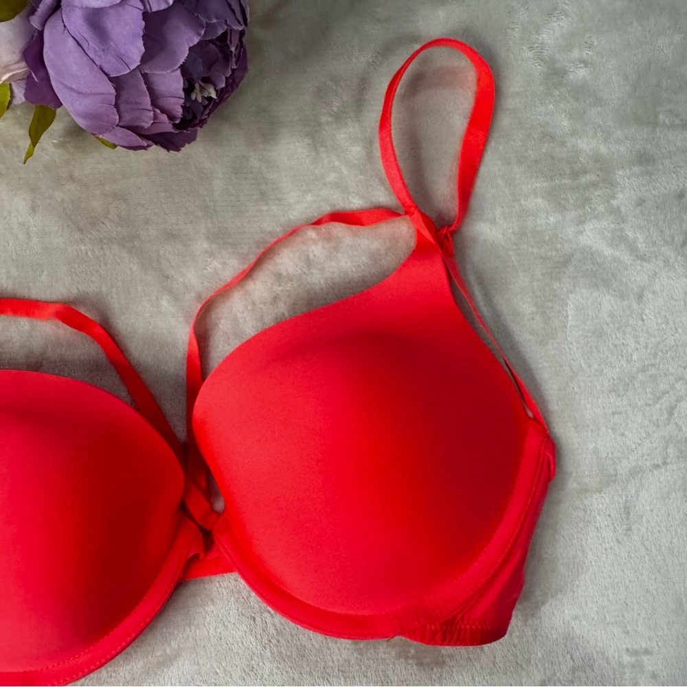 NEW Victoria’s Secret Bright Orange Strappy Bra - Picture 7 of 16